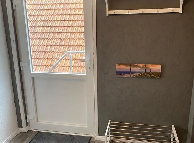 Angela دانكيرن